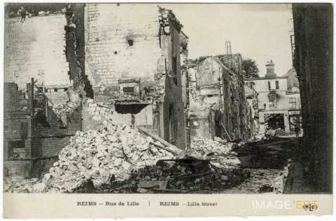 La rue de Lille (Reims) en ruines